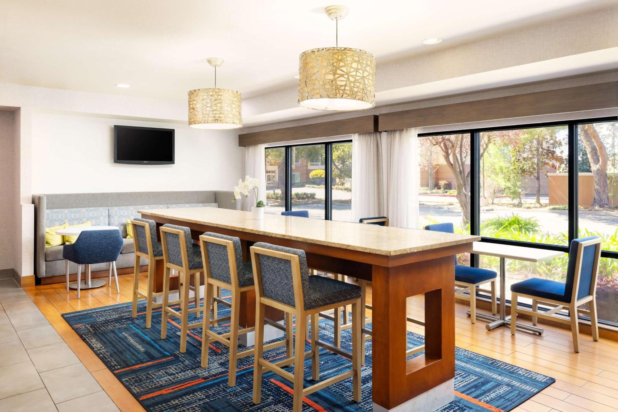 Hampton Inn Sacramento/Ранчо Кордова Екстериор снимка